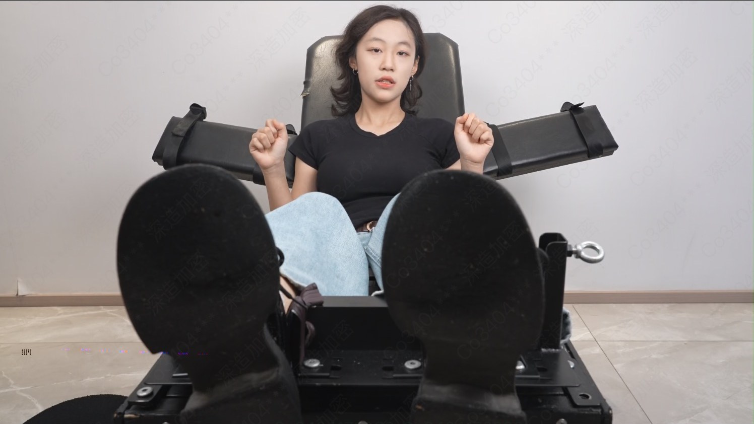 子怡在拍摄开始前的画面