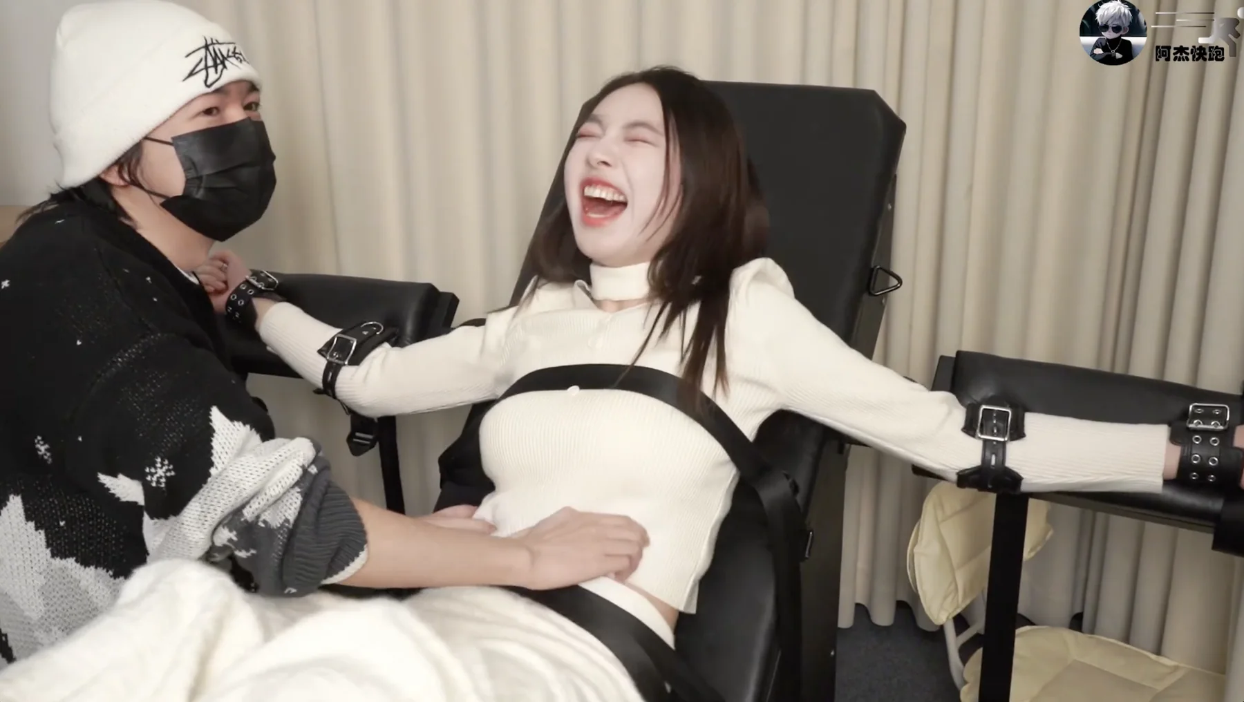 优优拍摄现场画面一