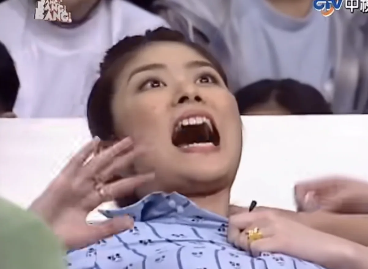 陈慧琳惩罚过程画面二